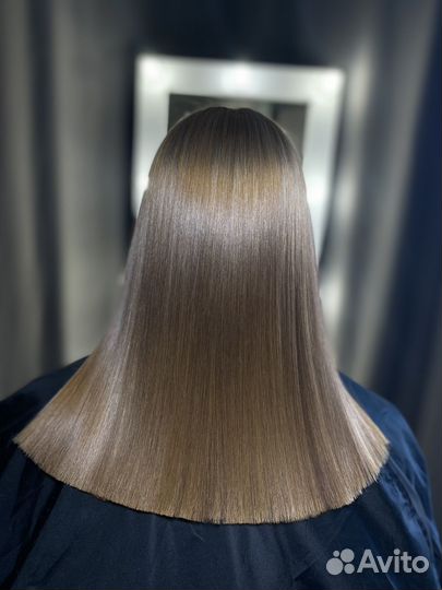 Кератиновое выпрямление волос