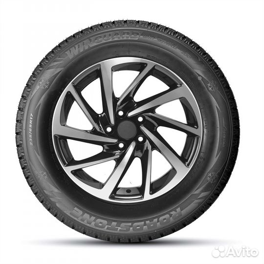 Roadstone Winguard WinSpike SUV 225/60 R17 99T