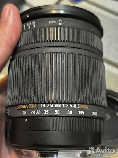 Sigma 18-250mm f/3.5-6.3 canon