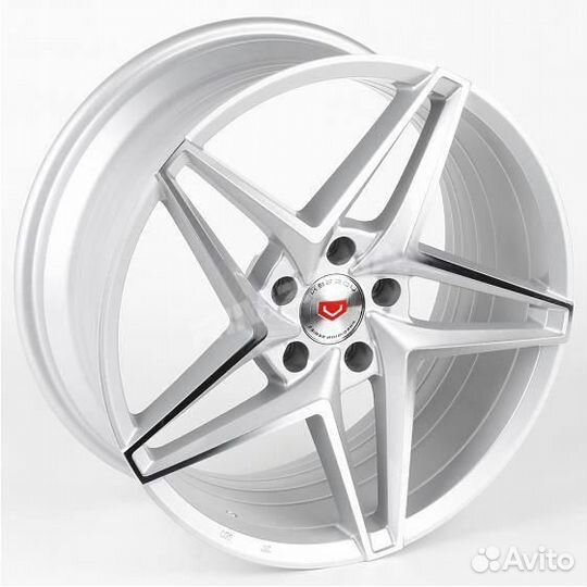 Литой диск в стиле vossen R18 5x114.3. Доставка по