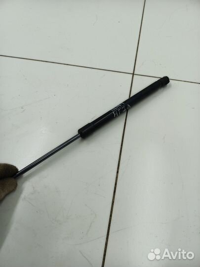 Амортизатор капота (Haval F7)