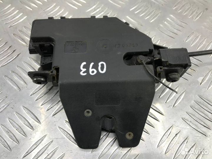 Замок багажника Bmw 5 Е60 N52B25 2006