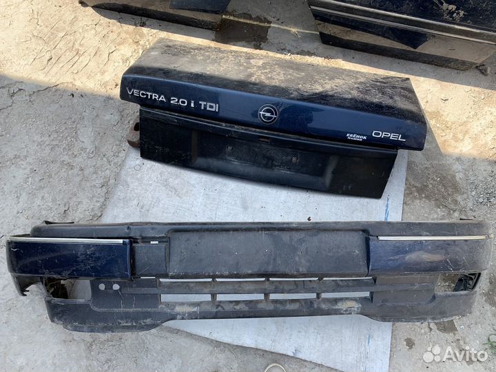 Запчасти на Опель Вектра А - Двери