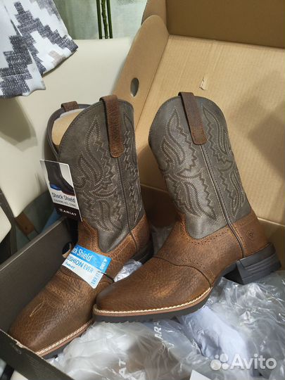 Ботинки Ariat Hybrid Ranchway сапоги ковбойские