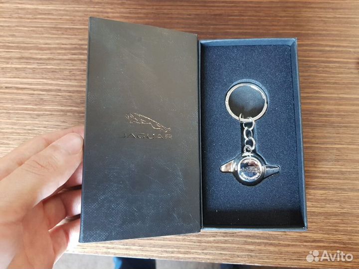 Оригинальный брелок Jaguar Spinner Key ring новый