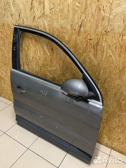 Дверь боковая передняя правая Vw Tiguan 5N17V3 CCT