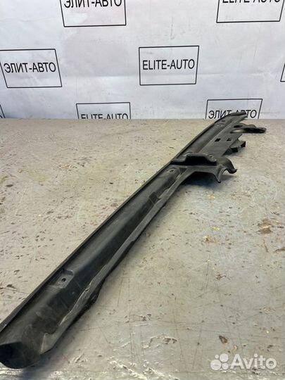 Уплотнитель крыла левый Bmw 5 G30 2.0 2021
