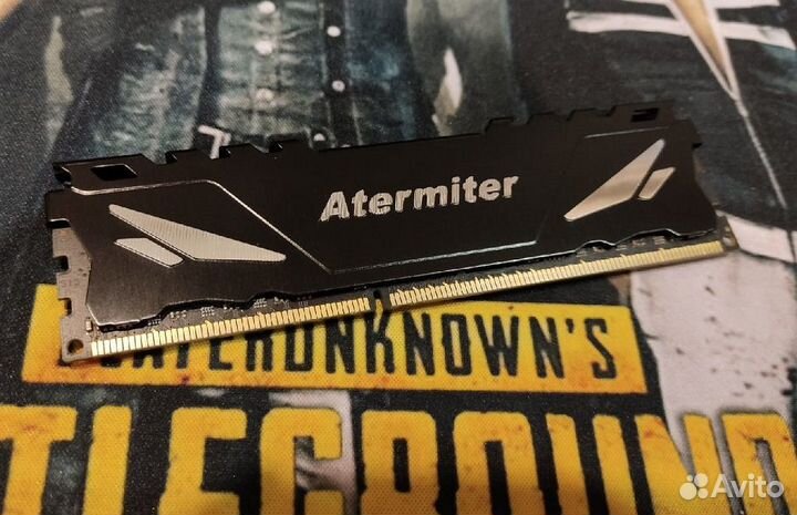 Оперативная память DDR3 4Gb 1600 (новая) 2шт