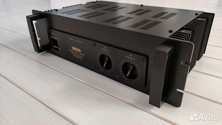 Усилитель мощности yamaha