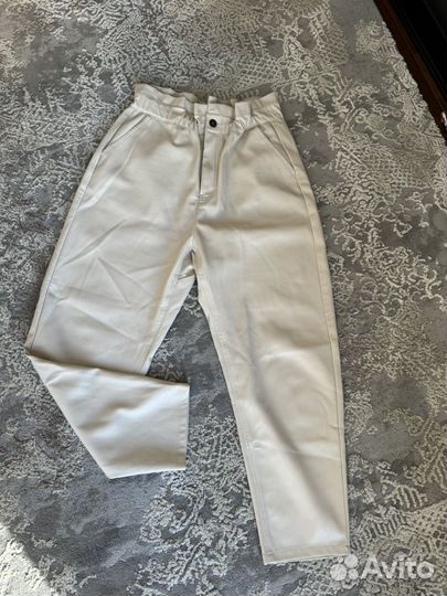 Брюки из экокожи zara