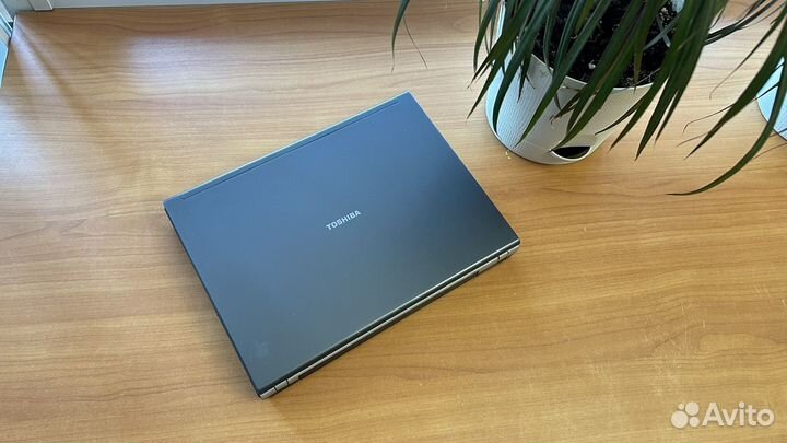 Ноутбук Toshiba