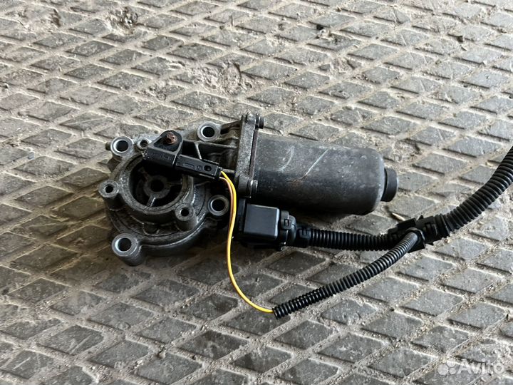 Сервопривод раздатки BMW E53 E70 E71 E83