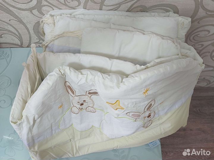 Мягкие бортики для детской кроватки