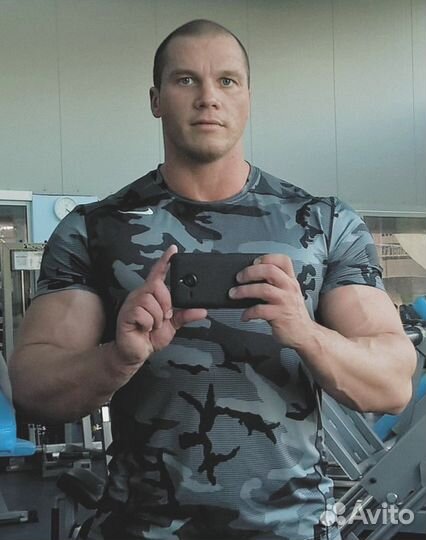 Тренер по фитнесу