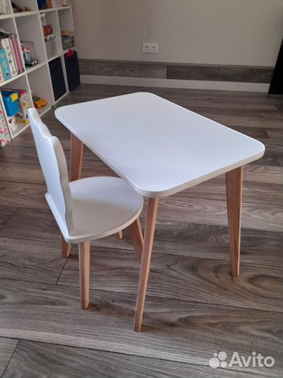 Детский стол и стульчик
