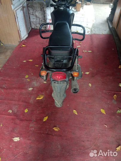 Продаю мопед