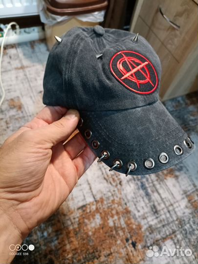 Бейсболка панковская