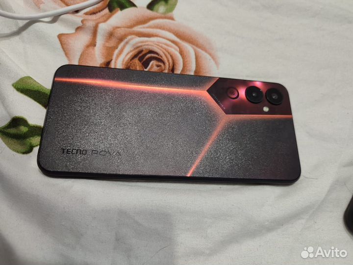 TECNO Pova 4, 8/128 ГБ