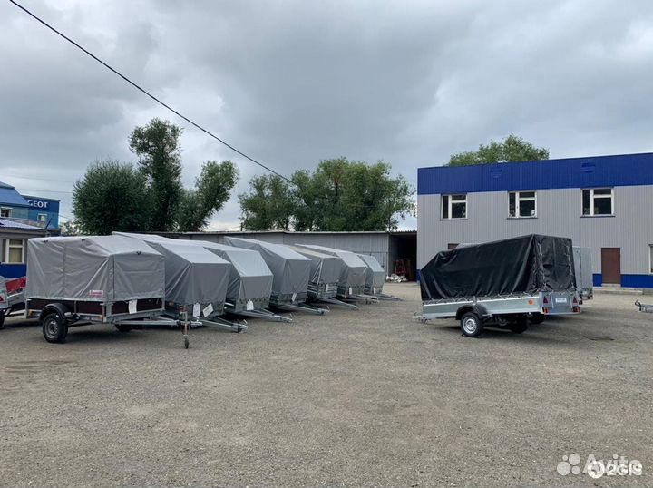 Легковой прицеп для автомобиля