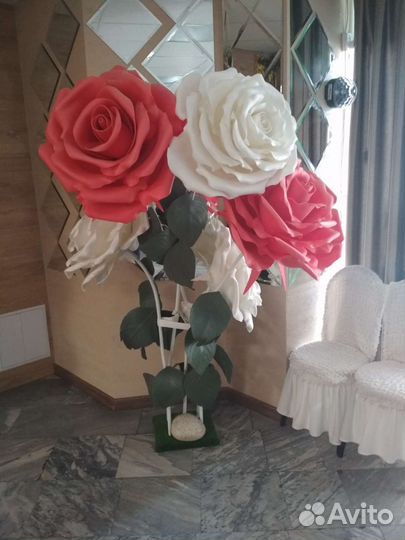 Ростовые цветы из изолона