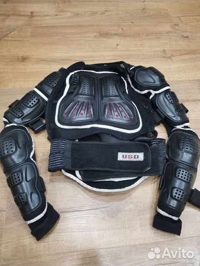 Защита корпуса и рук для активных видов спорта