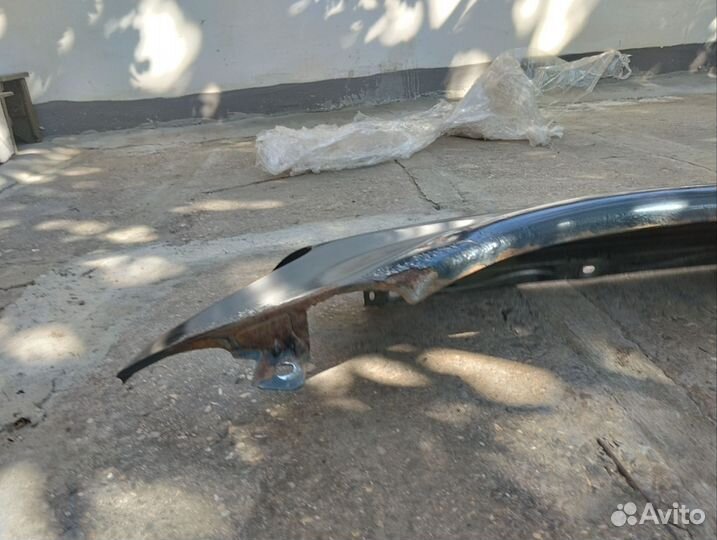 Левое крыло от Mercedes мл 163