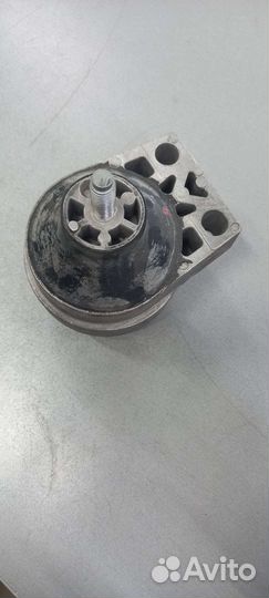 Подушка двигателя прав. FM - FOC1