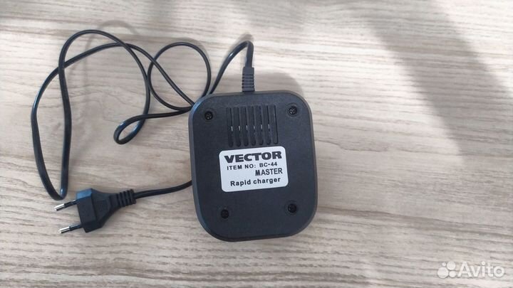 Vector vt-44 master зарядное устройство для раций