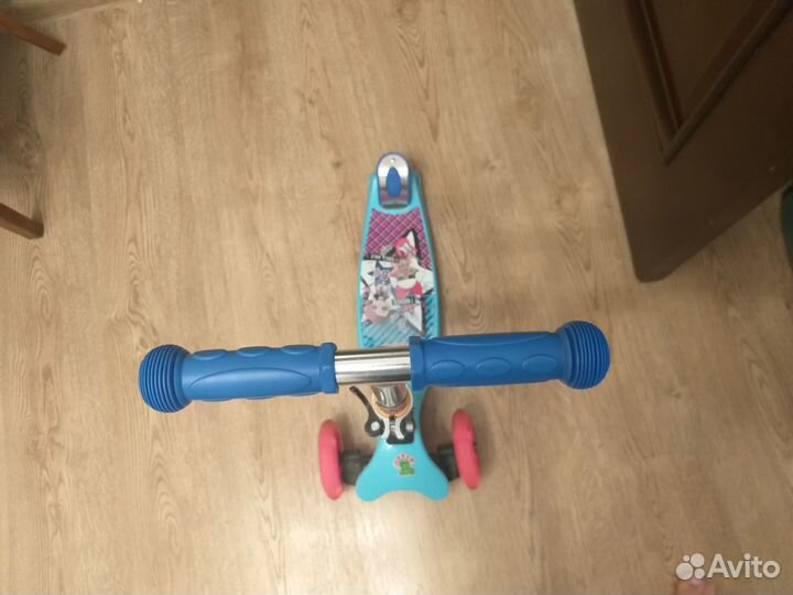Самокат для девочки