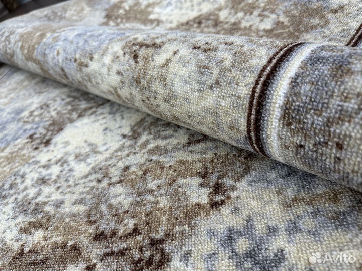 Палас 1.3мх2.25м современный,новый