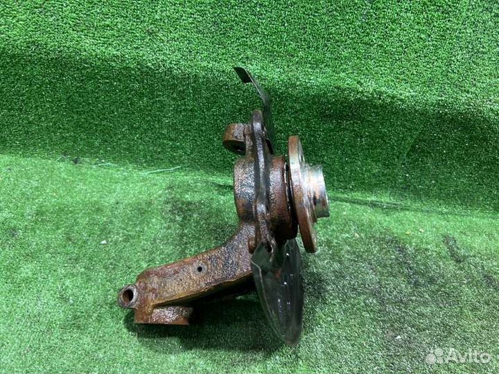 Кулак поворотный передний правый Volkswagen Polo