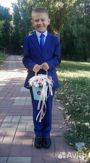 Школьный костюм тройка 122-128