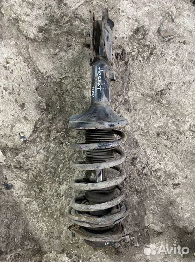 Стойка передняя Hyundai accent