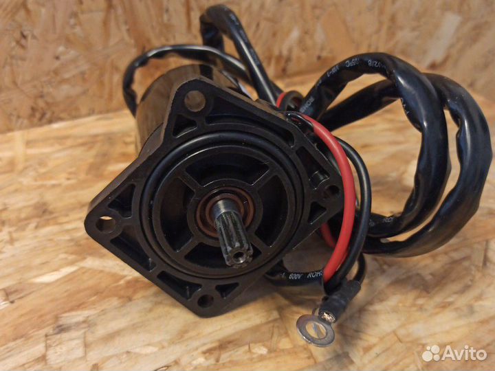 Мотор гидроподъема Yamaha 20 25 30 40 лс