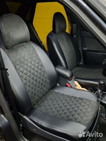 Авточехлы на Лада Приора