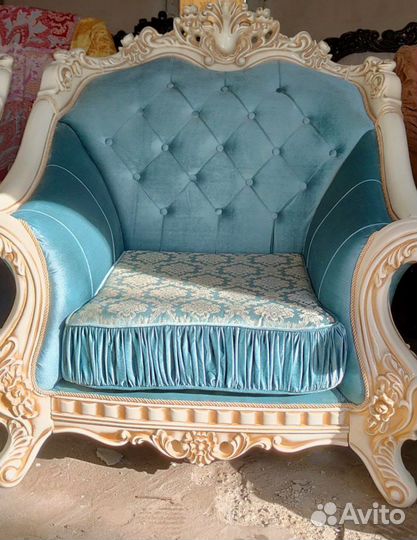 Диван и кресло