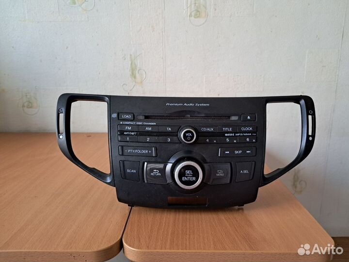 Штатная магнитола (заводская) Honda Accord 8