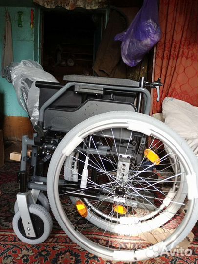 Кресло коляска уличние и домашние