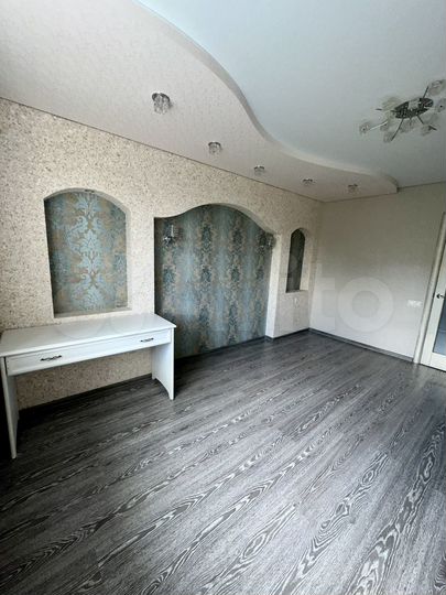 2-к. квартира, 68 м², 5/10 эт.
