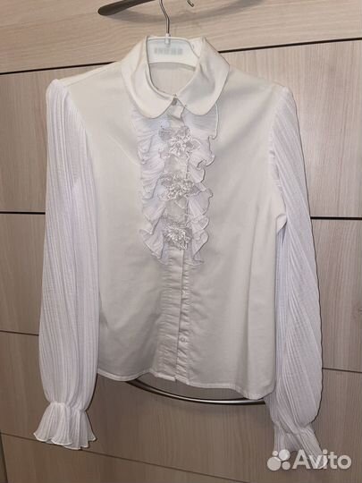 Школьные белые блузки 140, 146 см