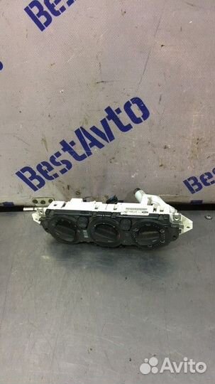 Блок управления печкой Ford Focus 2 2011