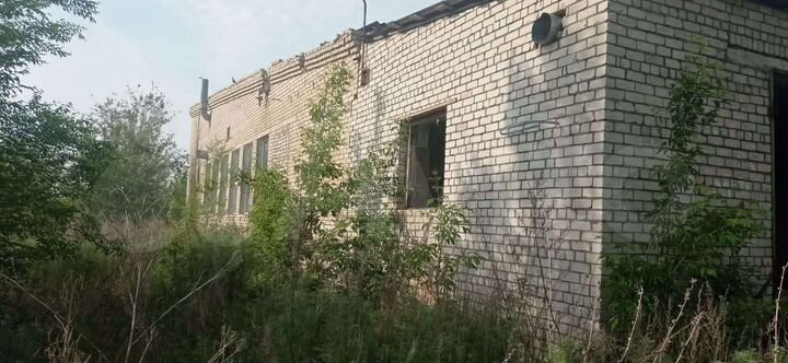 Здание, 700 м²