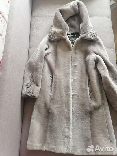 Шуба мутоновая с капюшоном