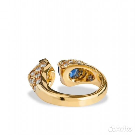 Золотое кольцо с бриллиантами и сапфирами 