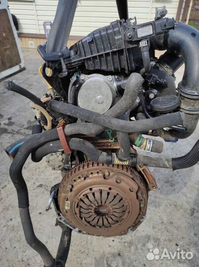 Двигатель Рено Ниссан 1,5 dci Delphi k9k стартер с