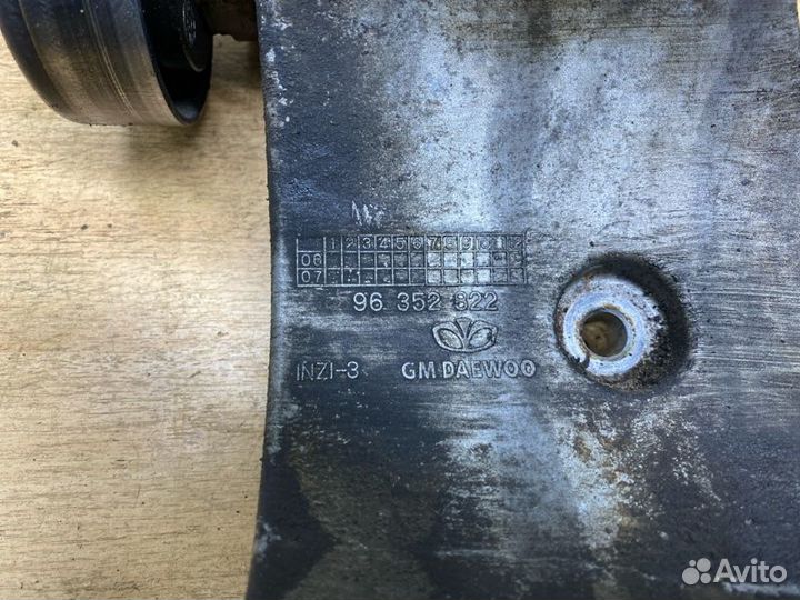 Кронштейн компрессора кондиционера Chevrolet