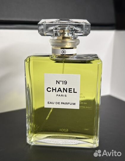 Chanel №19 eau de parfum