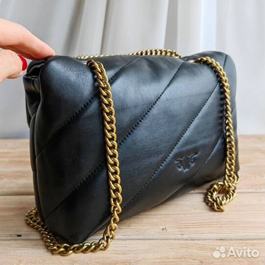 Женская черная сумка Pinko натуральная кожа