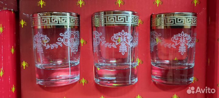 Набор стопок с графином