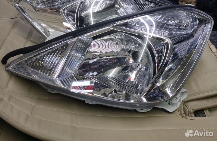 Фары toyota allion240